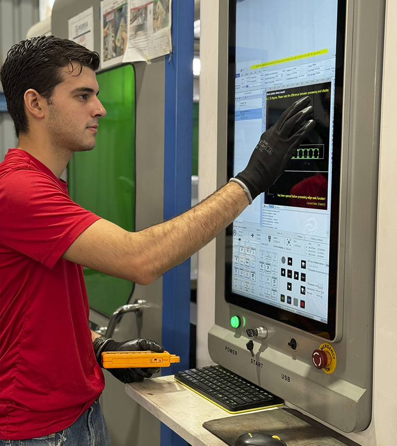 Contáctanos - Persa Partes Metálicas